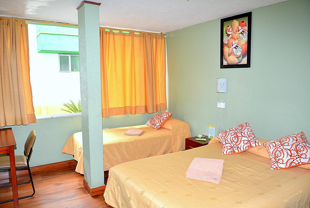 Hostal Terra 2 - El Condado Quito Exterior foto